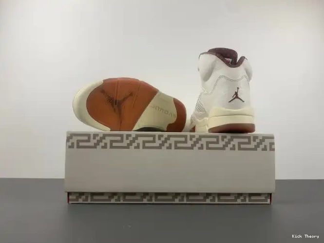Kick Theory Air Jordan Grito HF8833-100 El 5 0530